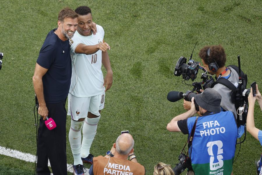 Klopp a povestit cum Mbappe a fost la un pas să semneze cu Liverpool // foto: imago images Cum ar fi fost? Klopp a povestit cum Mbappe a fost la un pas să semneze cu Liverpool