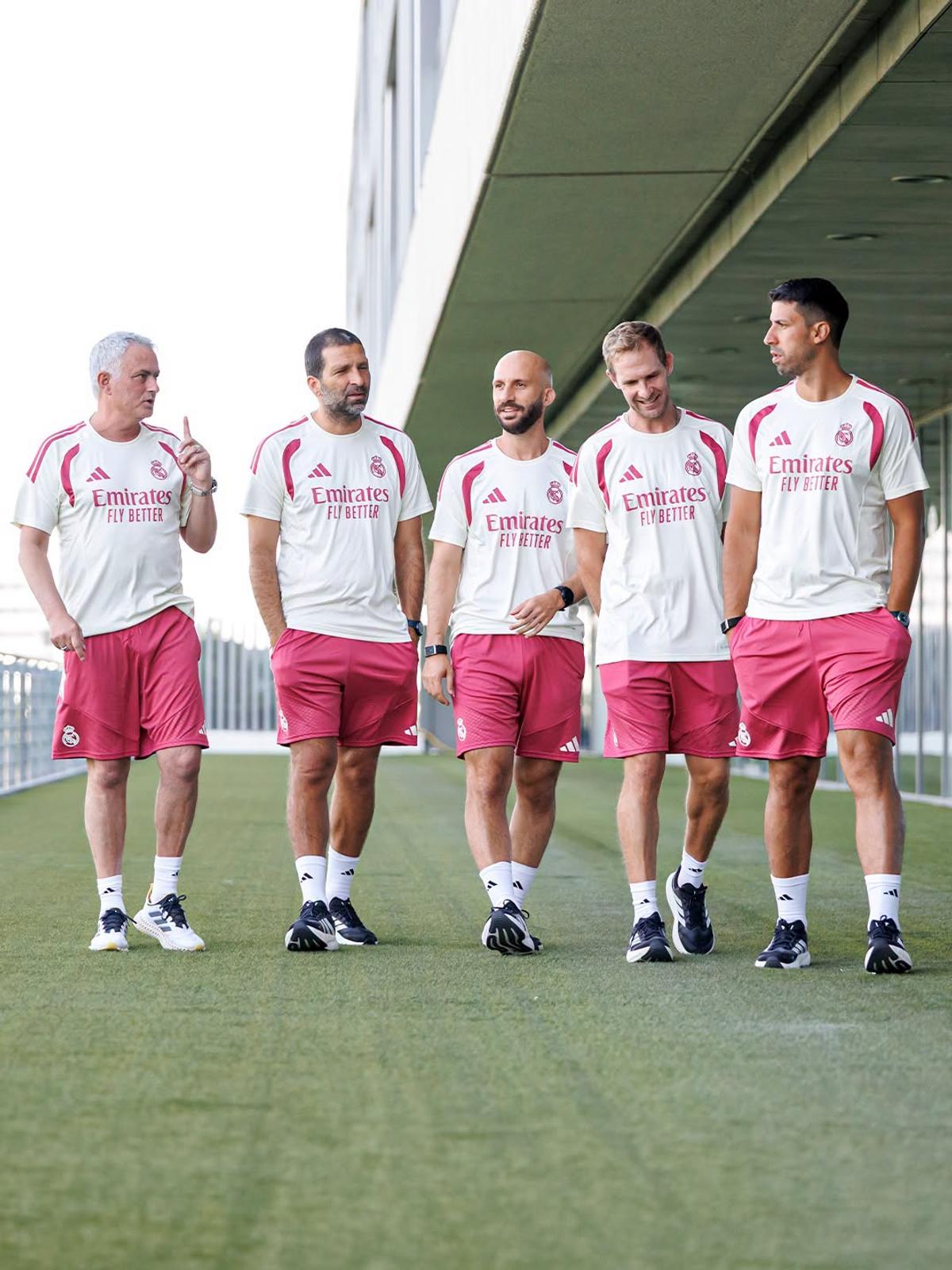 „Ghiciți cine e aici” » Jose Mourinho a ajuns la baza lui Real Madrid și se pregătește pentru noul sezon