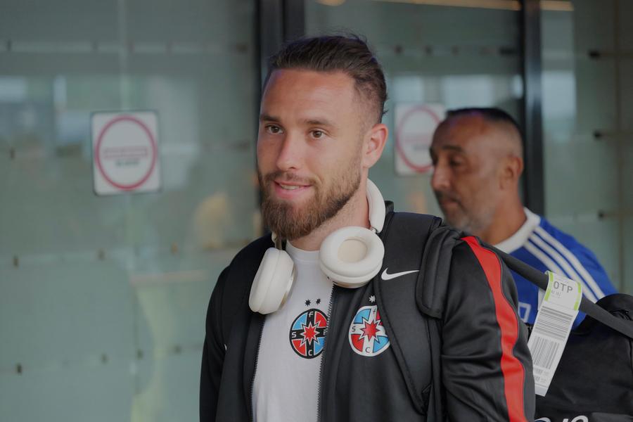 Ofri Arad // foto: Andrei Furnigă (GSP) Fotbalistul FCSB-ului s-a lovit în cantonament: „Sper să fiu pregătit pentru meciul cu FC Argeș”