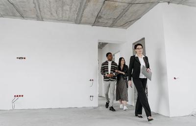 Investițiile imobiliare importante cer strategie, nu decizii luate în grabă