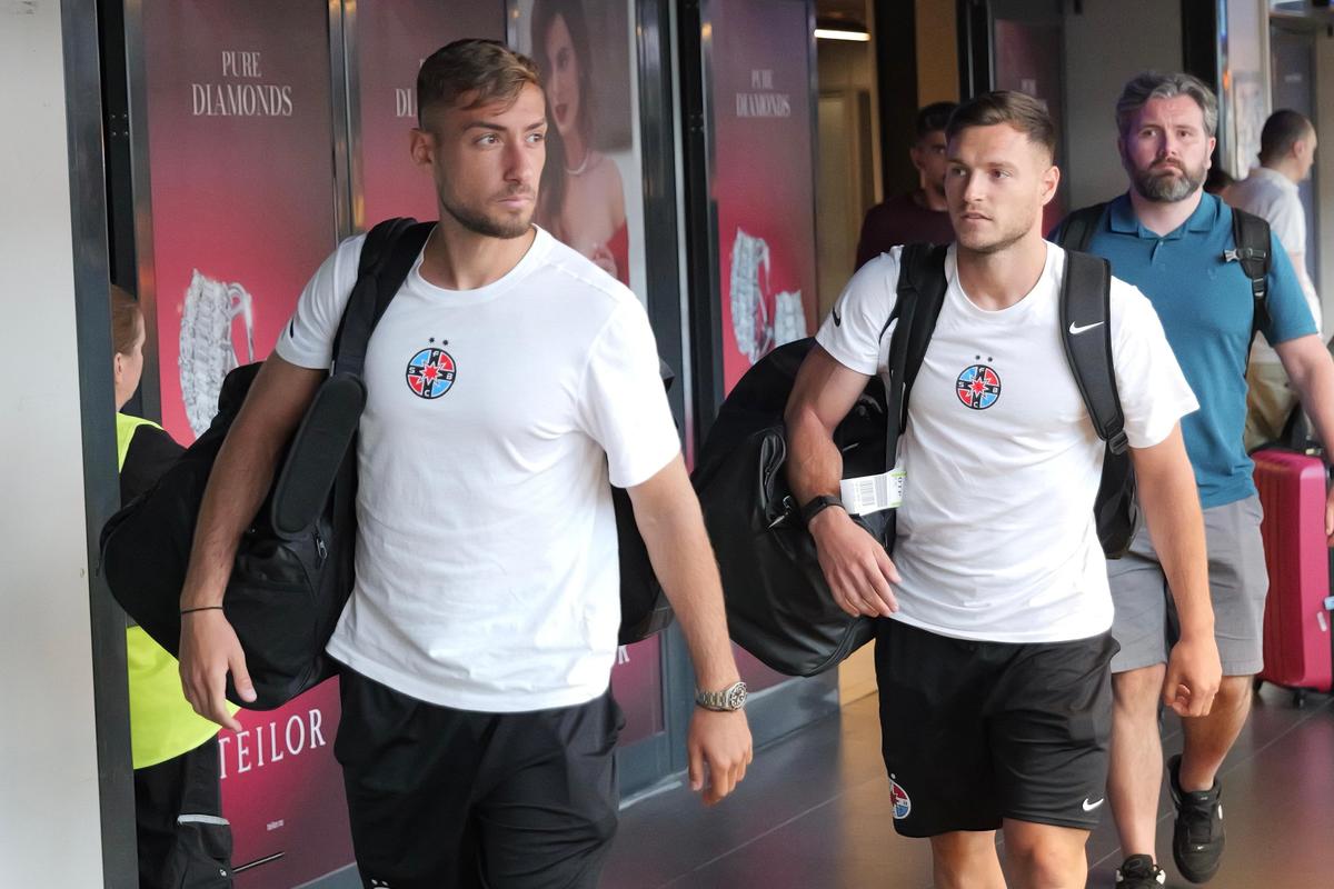 FCSB - Revenire în țară