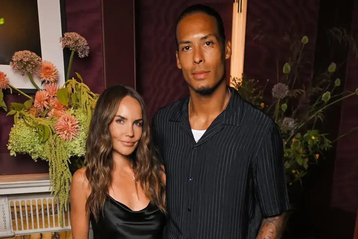 Virgil van Dijk și soția sa, Rike Nooitgedacht, la Wimbledon