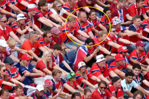Singurul fan care refuză să vâslească în tribuna Norvegiei: „Toată chestia asta e furată”