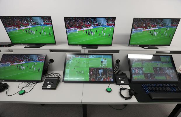 Tehnologia instalată deja pe stadioanele din Superliga și inovația pusă la cale: „Suntem PRIMII din Europa”