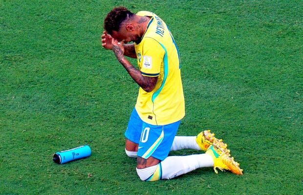 Ruptură majoră în Brazilia: „Te rogi ca un gringo, joci ca un gringo” » Explicație neobișnuită pentru eliminare: „Protestantismul ne duce de râpă! Trebuie afemeiați și bețivi”