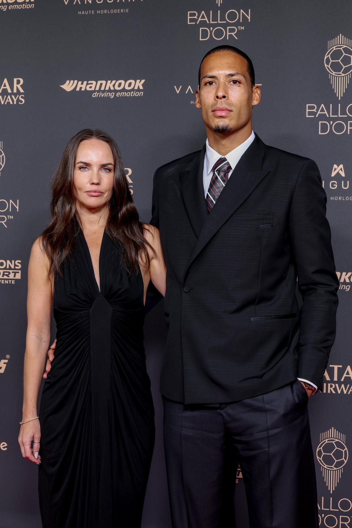 Virgil van Dijk și soția sa, Rike, au mers la Londra pentru „vânătoarea” favorită a milionarilor