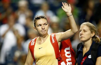 SIMONA HALEP - MARIE BOUZKOVA // VIDEO Simona Halep s-a accidentat și s-a retras în „sferturile” Rogers Cup! Motivul OFICIAL al abandonului și prima reacție a româncei