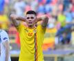 Hagi jr. e cel mai mic de vârstă dintre cei 7, are doar 21 de ani, cei mai bătrâni sunt Bicfalvi și Nistor, câte 32 de ani, și Budescu, 31