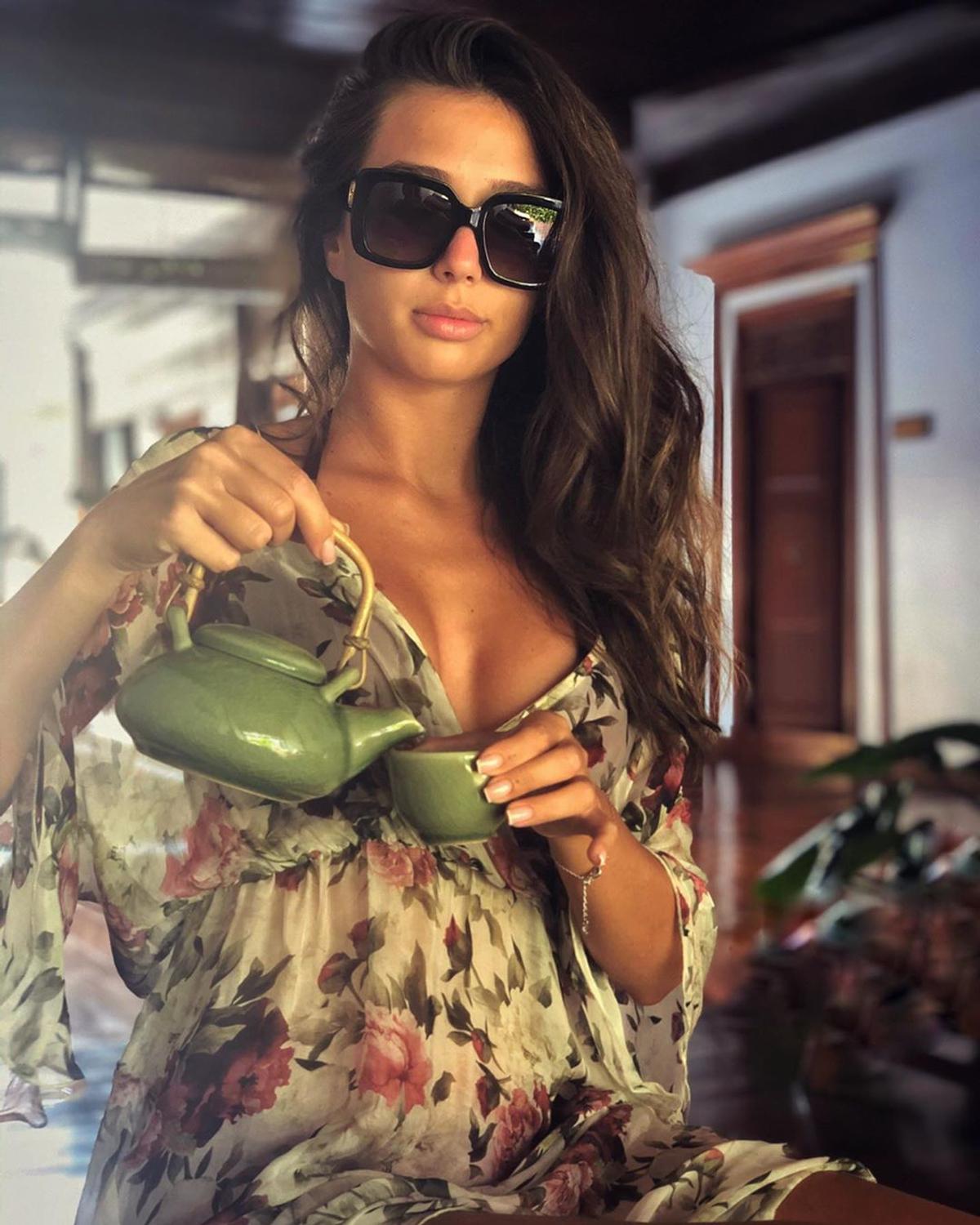 Maria Iordănescu, din nou pe micile ecrane! Fiica fostului selecționer va prezenta știrile sportive: „Simt emoția pe care o simțea tata”