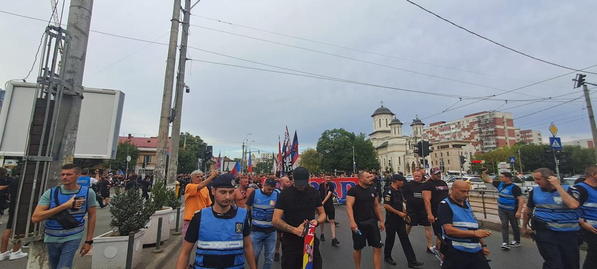Charalambous și Pintilii, lovitură primită înainte de FCSB - Nordsjaelland » De ce au fost nevoiți să îl schimbe pe Adrian Șut