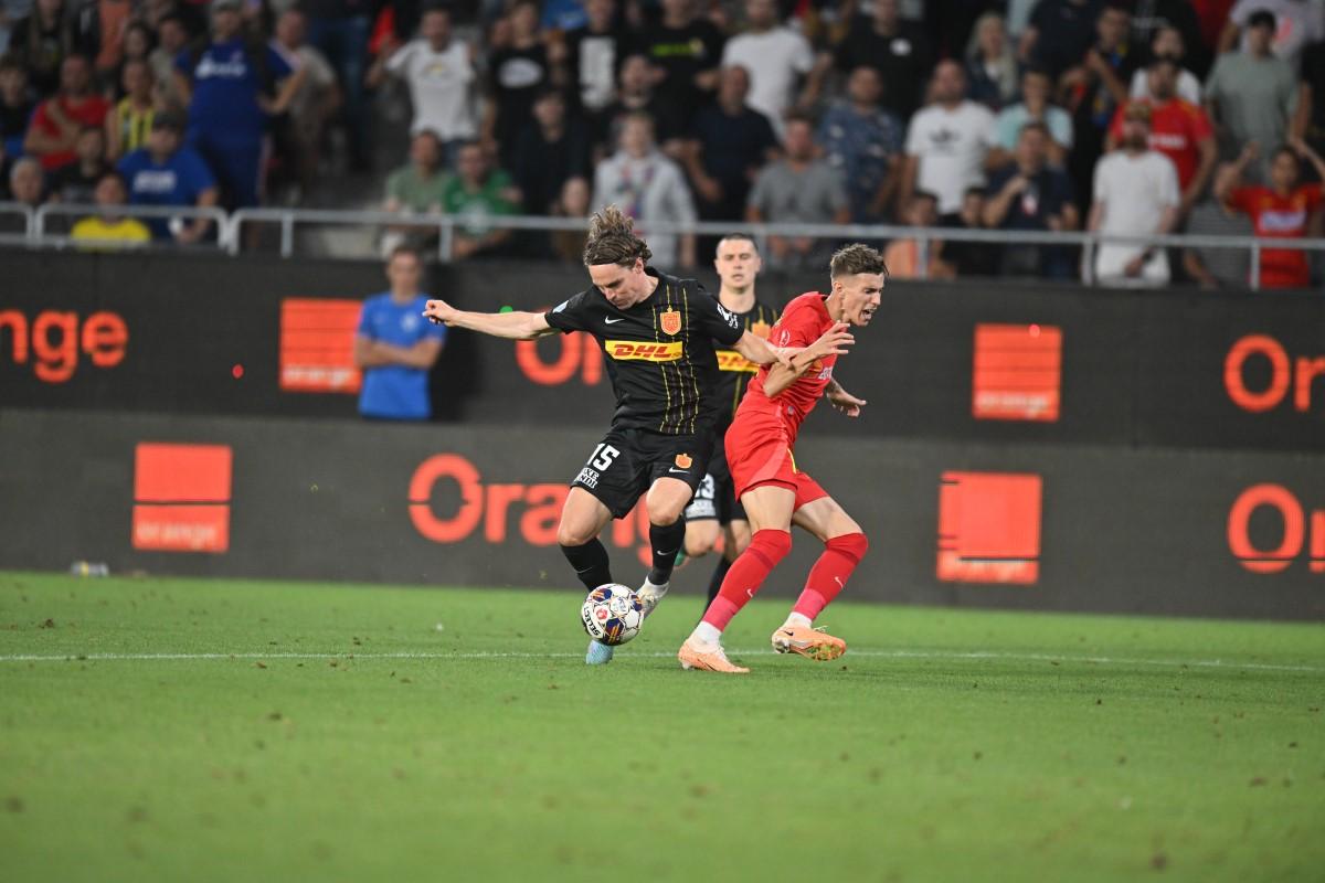 FCSB a cerut trei penalty-uri cu Nordsjaelland! tribunele au explodat: „Hoții, hoții!” » Fotoreporterul GSP a surprins cadru cu cadru cea mai fierbinte fază a meciului