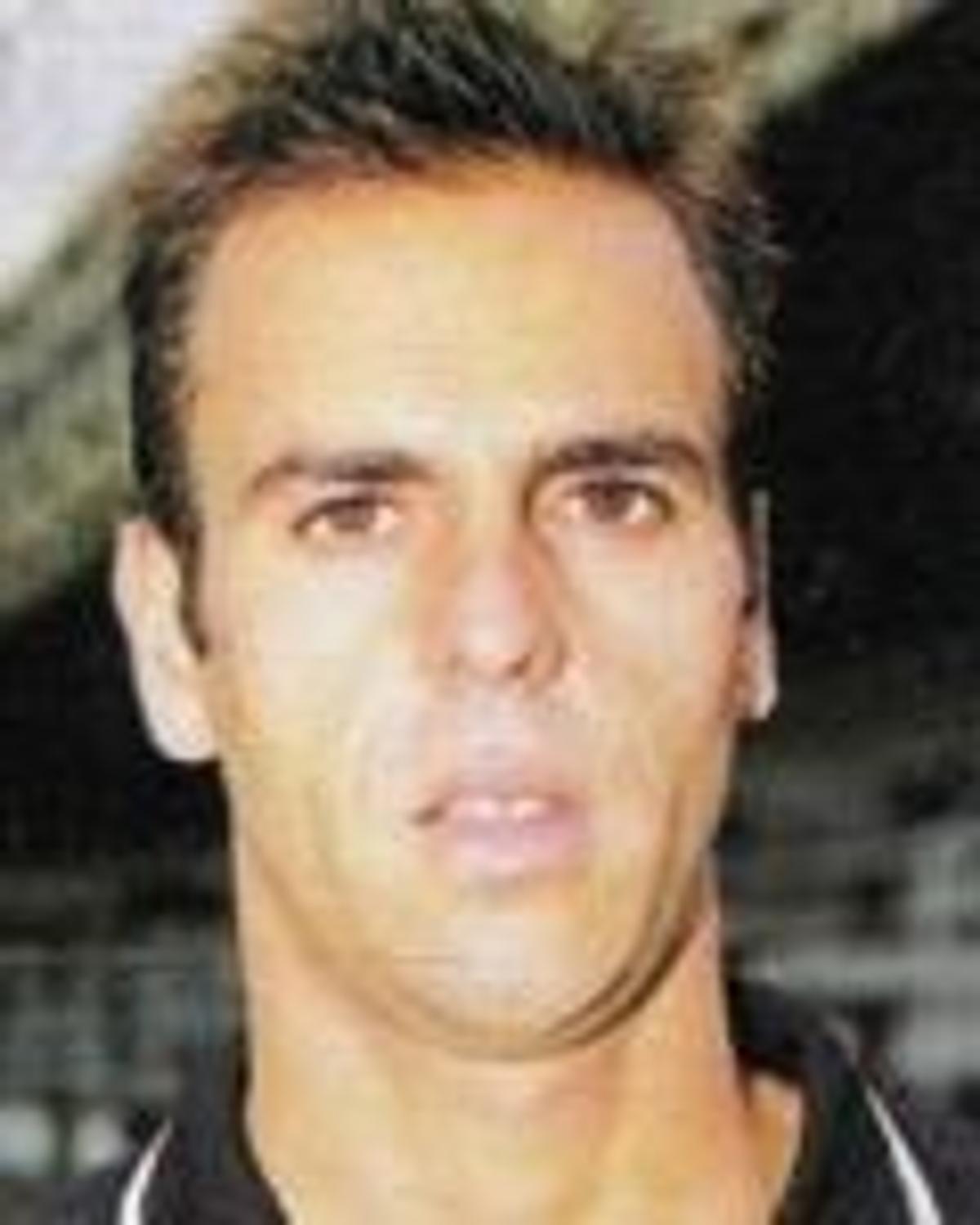Gonçalo Gregório trăiește visul tatălui său: „Te rog, nu face aceeași greșeală ca mine!” + A venit cu fratele avocat să semneze cu Dinamo: „Aștepta o astfel de ofertă”