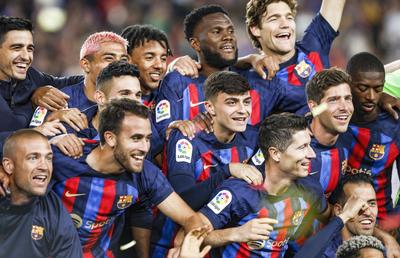 Șeicii au cumpărat și de la Barcelona » Încă un fotbalist de TOP a semnat în Arabia Saudită: „A venit «Președintele»!”