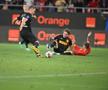 FCSB a cerut trei penalty-uri cu Nordsjaelland! tribunele au explodat: „Hoții, hoții!” » Fotoreporterul GSP a surprins cadru cu cadru cea mai fierbinte fază a meciului