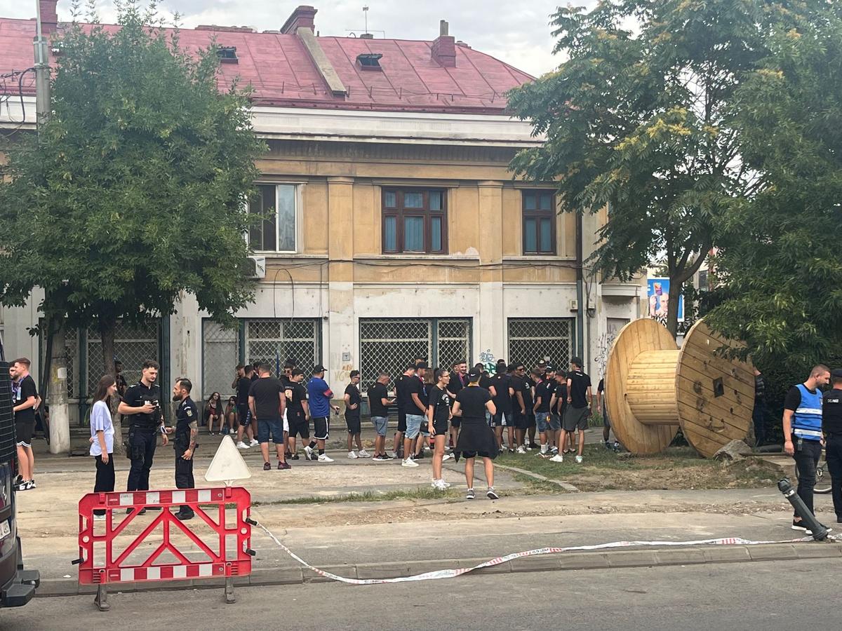 Charalambous și Pintilii, lovitură primită înainte de FCSB - Nordsjaelland » De ce au fost nevoiți să îl schimbe pe Adrian Șut
