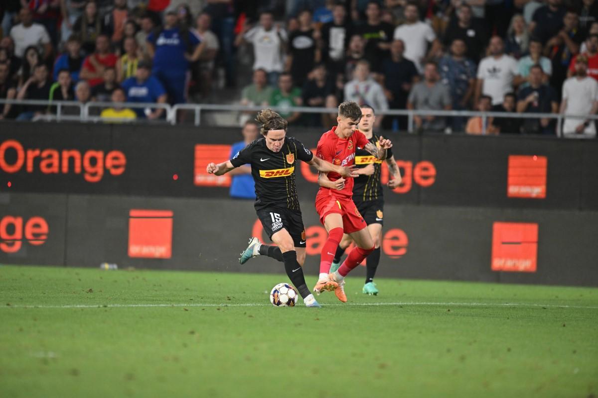 FCSB a cerut trei penalty-uri cu Nordsjaelland! tribunele au explodat: „Hoții, hoții!” » Fotoreporterul GSP a surprins cadru cu cadru cea mai fierbinte fază a meciului
