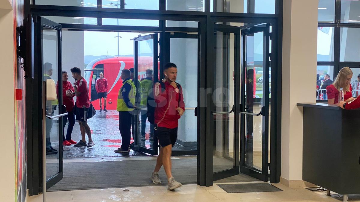 Jucătorii lui Sepsi au ajuns la stadion pentru meciul cu Aktobe
