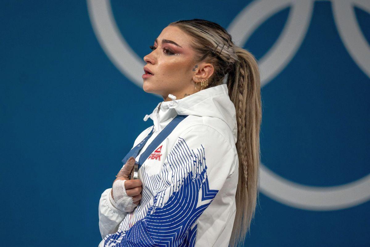 Mihaela Cambei, vicecampioana olimpică, și-a spus povestea la „Prietenii lui Ovidiu”: „Merg machiată inclusiv la antrenamente, iar asta m-a ajutat!” + Fotbalistul preferat: „Îmi place nebunia lui”