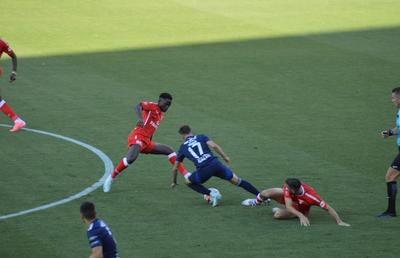UTA - Oțelul Galați 1-1» Oțel topit la ultima fază! Trupa lui Dorinel scapă victoria în prelungiri: UTA a salvat dramatic un punct