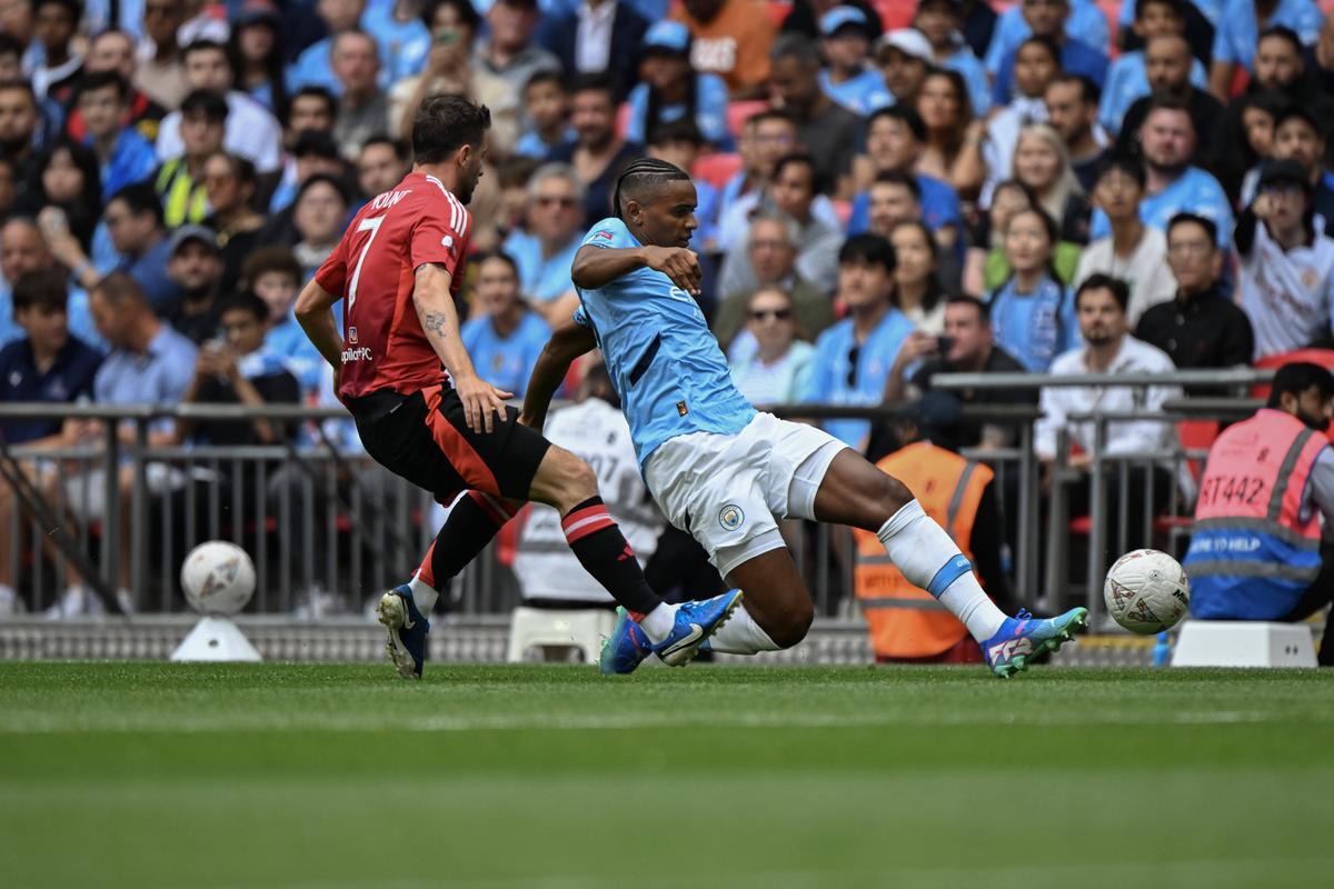 Manchester City câștigă în debutul stagiunii din Regat » „Cetățenii” și-au adjudecat Supercupa Angliei, după ce au învins-o pe United la penalty-uri
