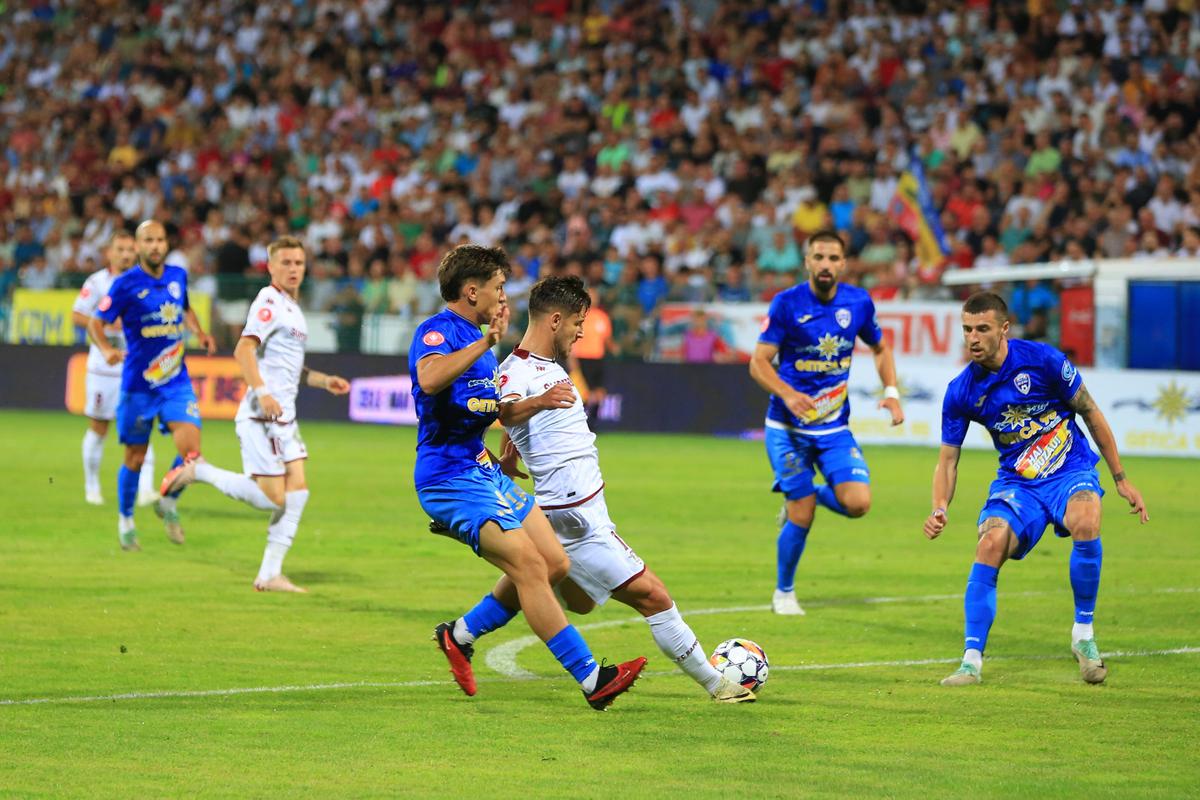 Lennon a adus haosul la Rapid: diferența uriașă față de surpriza Dinamo + Cum a stat Rapid sezonul trecut