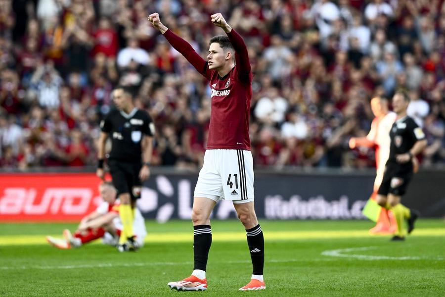 Martin Vitik (21 de ani) este cel mai valoros jucător al Spartei Praga. Foto: Imago Sparta Praga și-ar putea pierde o „perlă” înaintea returului cu FCSB » Două cluburi de top se bat pe semnătura jucătorului