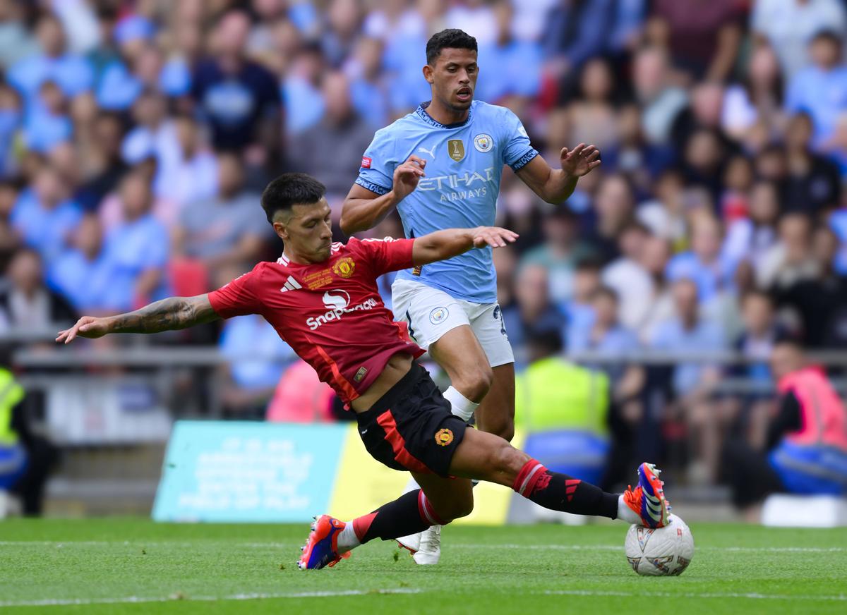 Manchester City câștigă în debutul stagiunii din Regat » „Cetățenii” și-au adjudecat Supercupa Angliei, după ce au învins-o pe United la penalty-uri