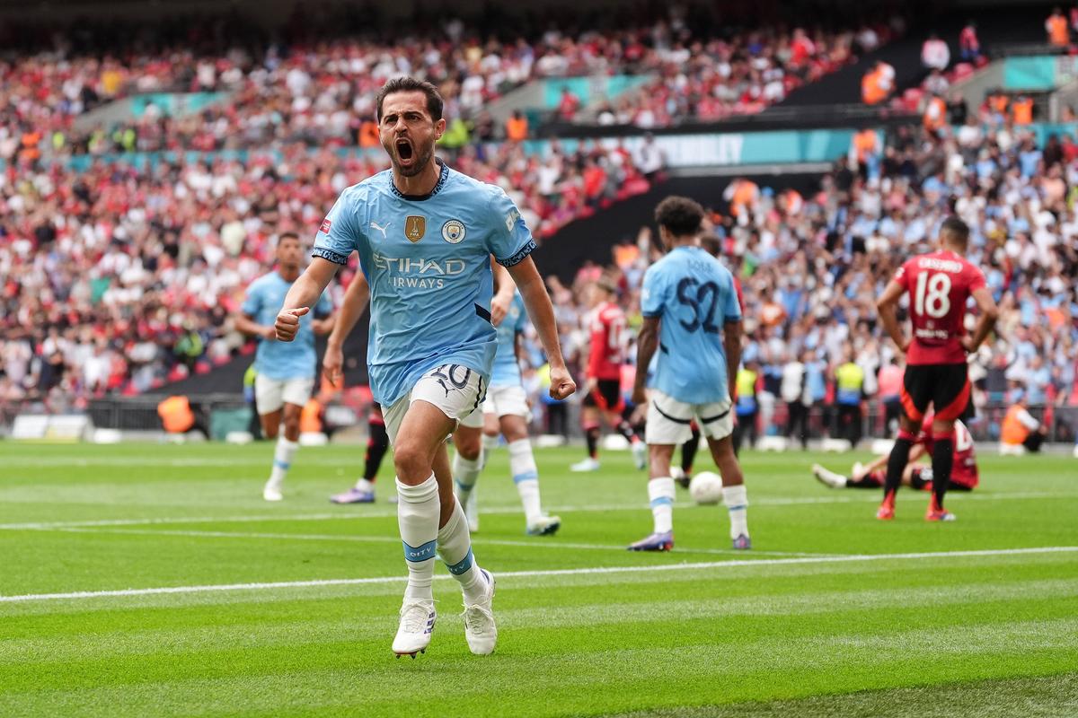 Manchester City câștigă în debutul stagiunii din Regat » „Cetățenii” și-au adjudecat Supercupa Angliei, după ce au învins-o pe United la penalty-uri