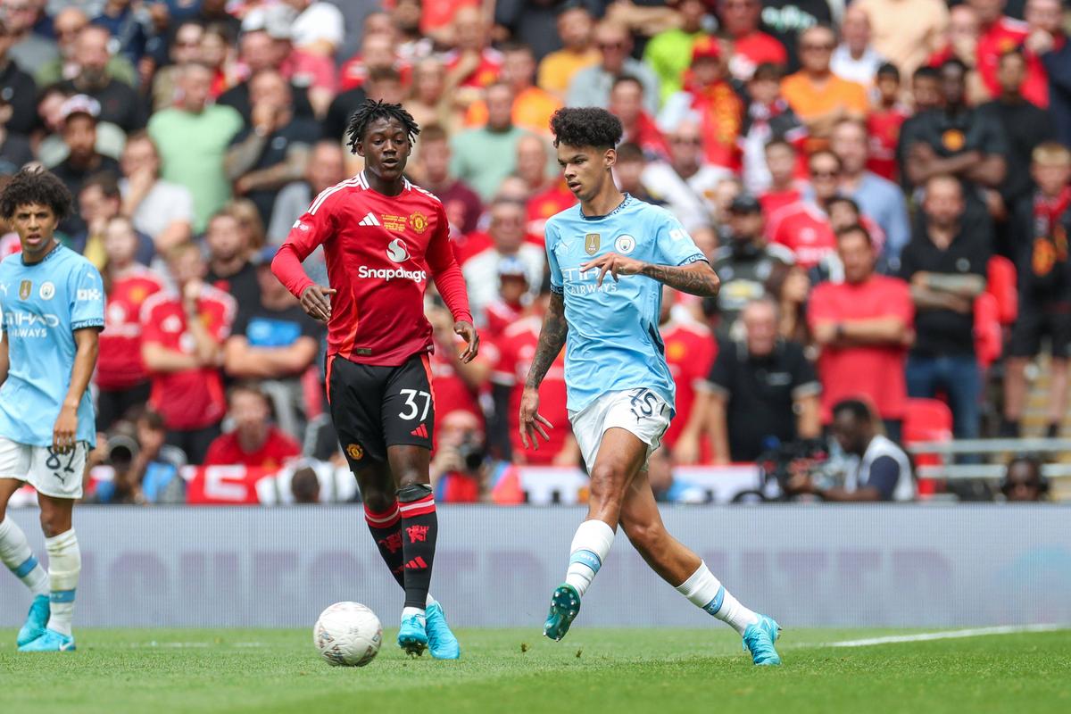 Manchester City câștigă în debutul stagiunii din Regat » „Cetățenii” și-au adjudecat Supercupa Angliei, după ce au învins-o pe United la penalty-uri