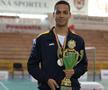 Collins Filimon, cu trofeul de campion național al României / Sursă foto: Facebook