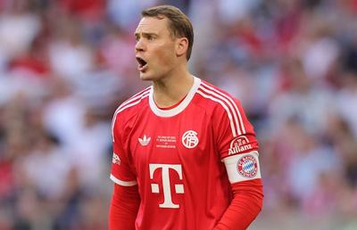 Scandal la Bayern cu tricourile! Suporterii vor „roșu” și-l cumpără doar pe al lui Neuer