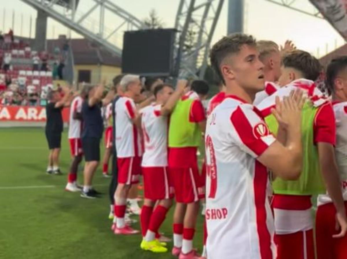 Imagini spectaculoase din Superligă: „Cine e pe primul loc? UTA e!”