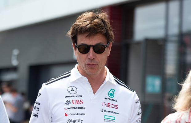 Toto Wolff, opinie contra curentului: „Verstappen are un avantaj în lupta cu McLaren”