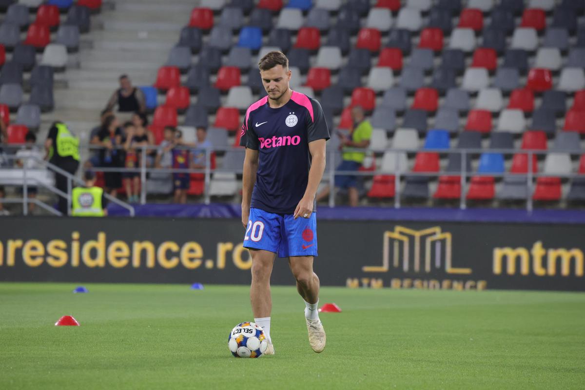 FCSB - Unirea Slobozia, imagini de la nivelul gazonului