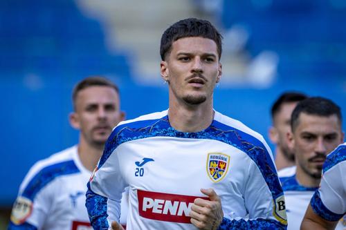 Dennis Man (26 de ani, extremă dreapta) face luni, 11 august, vizita medicală la PSV/ foto: Imago Images