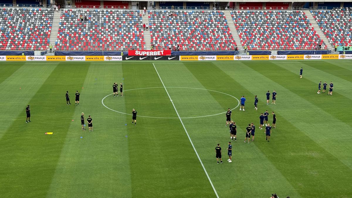 FCSB - Unirea Slobozia, imagini de la nivelul gazonului