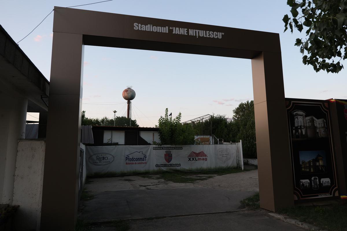 Stadionul „Jane Nițulescu” din Caracal // foto: Andrei Furnigă (GSP)