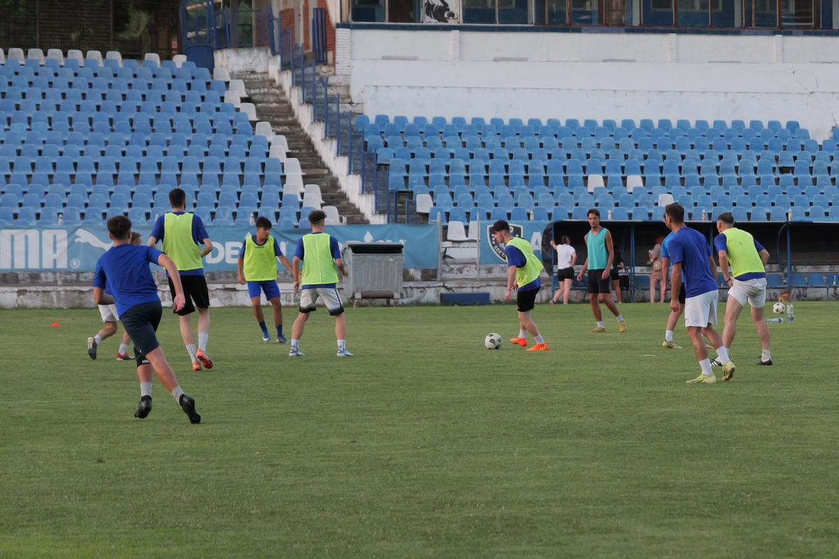 Paradoxul din sudul României: de 13 ani fără fotbal la nivel național, însă stadionul de 11.000 de locuri a fost modernizat pentru o echipă din alt oraș