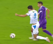 Oltenii au cerut penalty în minutul 88, la un contact între Assad și Dorinel Oancea // foto: PrimaSport