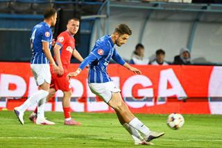 Interes pentru Victor Dican! Unde poate ajunge fotbalistul Farului