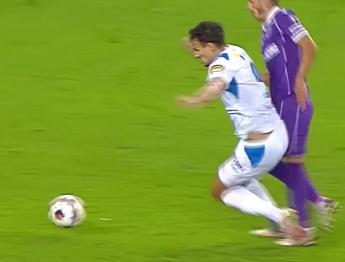 A fost penalty pentru olteni? Verdictul specialistului, la cea mai mare controversă din Craiova - FC Argeș: „În mod intenționat”