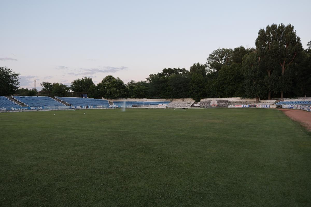 Paradoxul din sudul României: de 13 ani fără fotbal la nivel național, însă stadionul de 11.000 de locuri a fost modernizat pentru o echipă din alt oraș