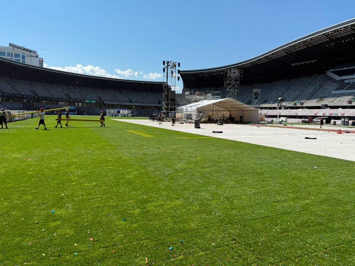 Cum arată gazonul de pe Cluj Arena, după cele patru zile de Untold