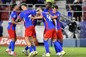 Cere un jucător în primul „11” la FCSB: „E inexplicabil! De ce nu joacă?”