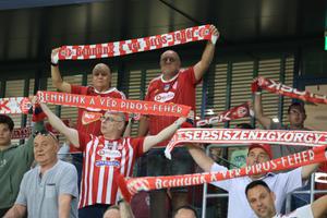 „Ria, Ria, Ungaria!” vs. „România, România!”. Peste 7.000 de spectatori la Sepsi - FCSB