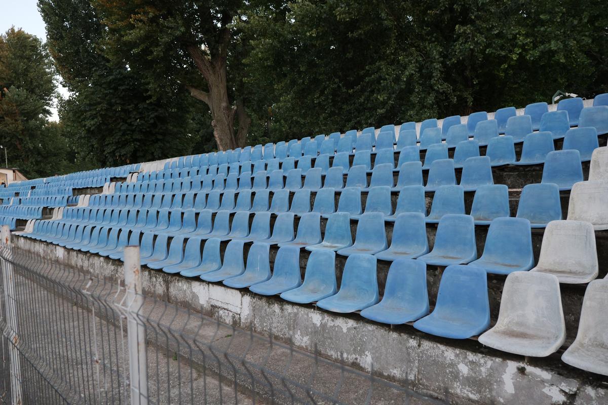 Paradoxul din sudul României: de 13 ani fără fotbal la nivel național, însă stadionul de 11.000 de locuri a fost modernizat pentru o echipă din alt oraș