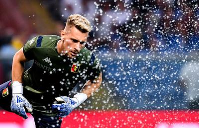 Italienii îl laudă pe Ionuț Radu: „Altceva decât un pariu. Radu este aurul lui Genoa”