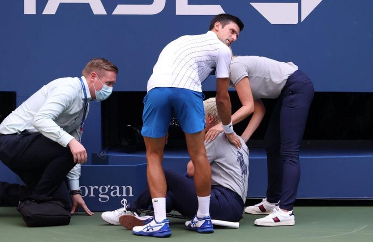Novak Djokovic, descalificat de la US Open