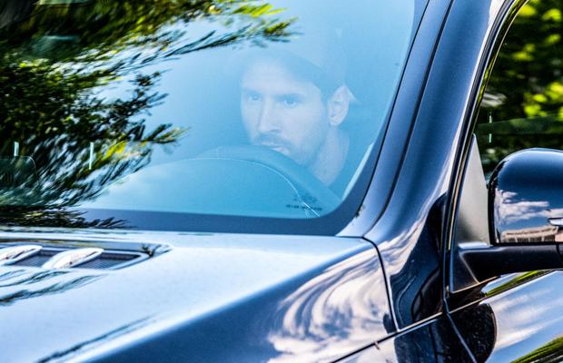 Ofertă oficială de 220 de milioane de euro pentru Leo Messi? Documentul a fost făcut public, dar presa spaniolă spune că e un fals