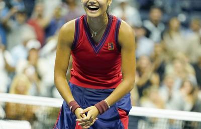 Maria Sakkari, marcată de eliminarea în fața Emmei Răducanu: „Parcă am fost absentă de pe teren, sunt dezolată”